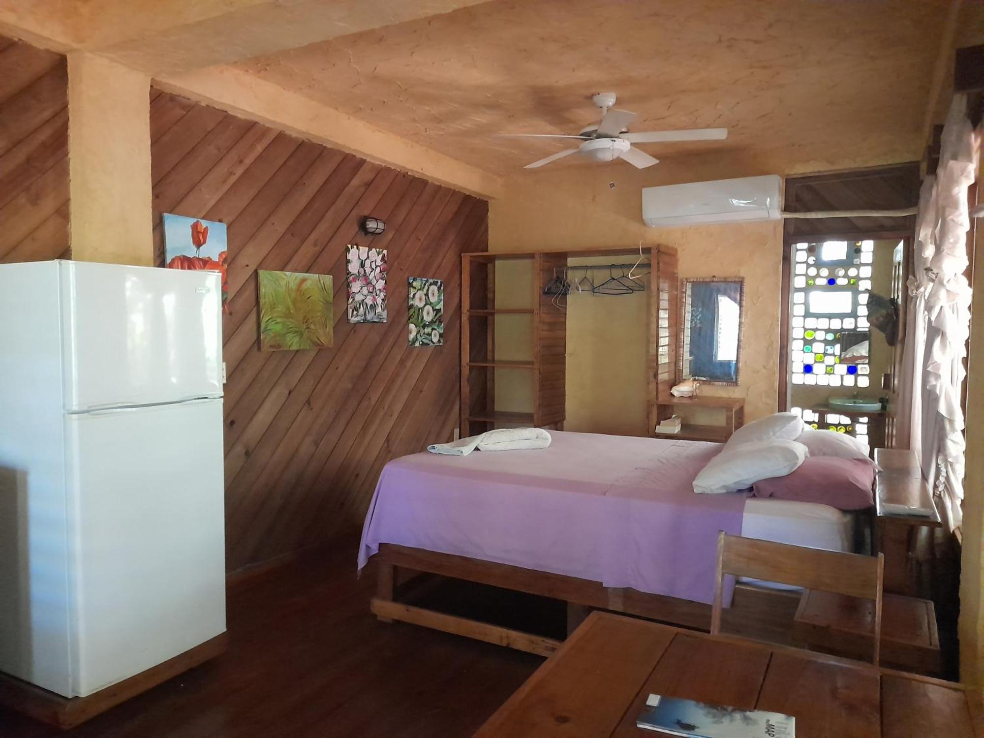 Apartments Chez Milady Утила Екстериор снимка